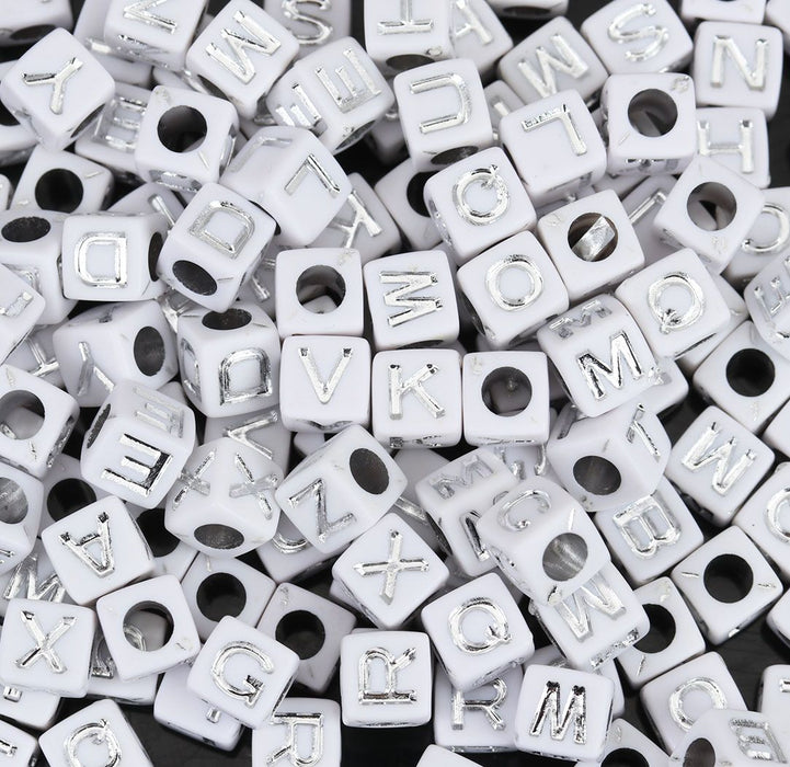 600 White Acrylic Letter Alphabet Beads with Silver Letters 7mm